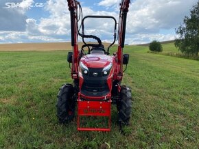 Malotraktor TYM F25 s čelním nakladačem korejský - 5