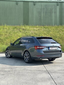 Škoda Superb 3 combi Sportline - 5