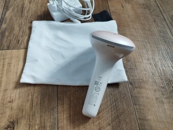 Philips Lumea IPL 7000 - 5