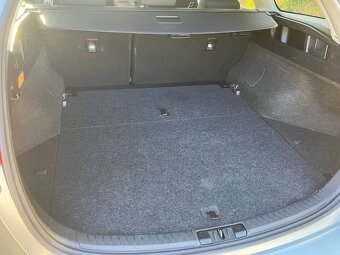 Toyota Auris - 5