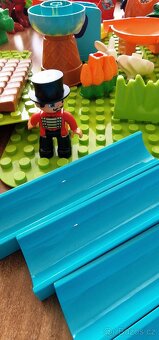 Duplo mix 3,8 kg – zvířata, dinosauři, podložky - 5