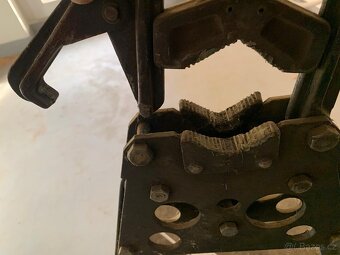 Ponk (svěrák) zn. Pioneer - 5