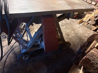 Cirkulárka s kolébkou typ HOP 77 - 5