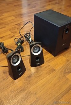 Logitech Speaker System Z313 výkon 50 W - 5