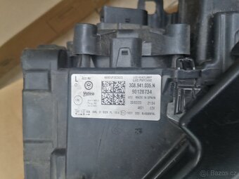 Levé přední světlo na VW Arteon - 5