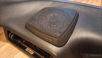 Volvo Dolby Surround Pro Logic - 5