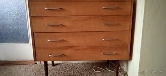 Postele, peřínáče, prádelník - 5