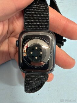 Apple Watch - 9 (45mm) Cellular - 5