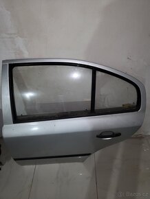 Škoda octavia 1 sedan /kombi dveře - 5