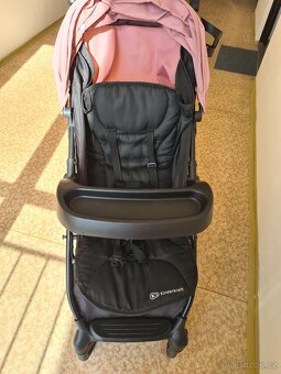 Kočárek Kinderkraft růžový - 5