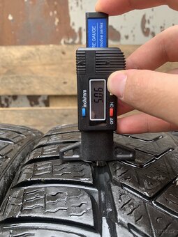 4ks 235/35/19 Pirelli Sottorezo/2016/91V/zimní 5.5m - 5