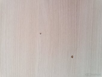 Vyvýšená postel se stolem a skříní - 5