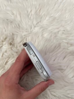 PSP GO - 5