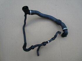Horní hadice vody Audi VW Seat Škoda 2.0 TDi 5K0122101P - 5