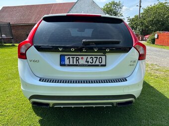 VOLVO V60 CROSS COUNRY 2.5T, 187 Kw, 5VÁLEC, LPG, AUTOMAT - 5