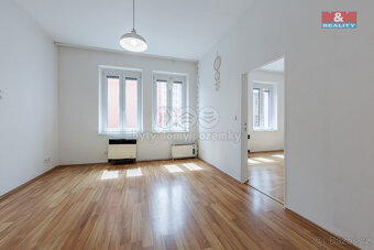 Pronájem bytu 2+1, 48 m² ul. Závodu míru, Karlovy Vary - 5