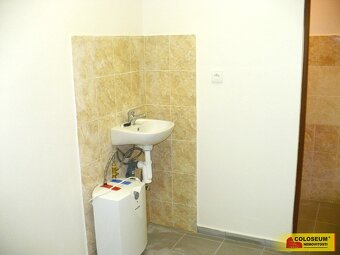 Veselí nad Moravou, pronájem obchodní prostory, 43 m², vhodn - 5