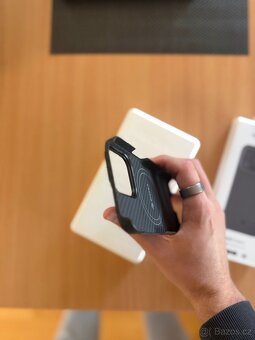 Karbonový kryt Pitaka MagEZ pro iPhone 14 Pro - 5