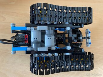 Lego Technic 42095 - Kaskadérské závodní auto - 5