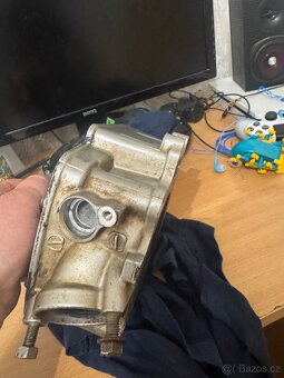 Koupím hlavu crf 450 karburátor - 5