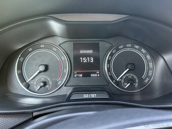 Škoda scala - 5