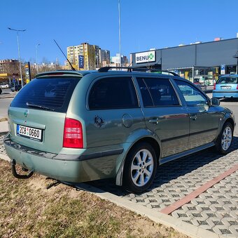 Škoda Octavia combi 1,8T 110kW 4x4 - 5