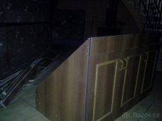 PRODÁM VESTAVĚNY SKŘÍNĚ - 5