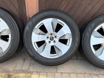 5x112 R19 nové Audi E-tron - 5