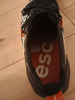 VivoBarefoot vel. 42 - 5