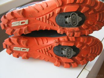Cyklistické tretry SiDi MTB ,vel. 45, stélka 28,2cm - 5