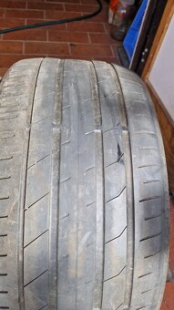 Pneu Nexen 275/35 R19 - 5