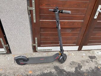 Segway Ninebot E25E, jako nová - 5
