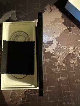 iPhone 16 Pro Max 256GB - 5