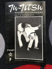 Sada 4 brožur o Ju-Jitsu plných obrázků a fotek - 5