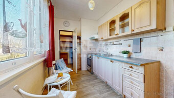 Mcely, prodej bytu 3+1 v OV, 75 m2 + 2 balkóny 10 m2, okr. N - 5
