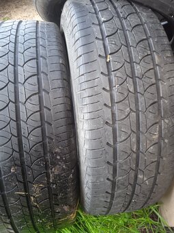 Barum 225/65/16C - 5