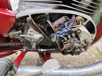 JAWA 250 Pérák - 5