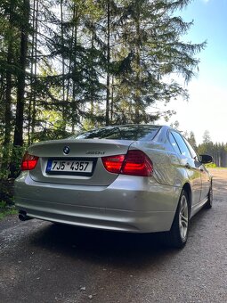 Bmw e90 320d - 5
