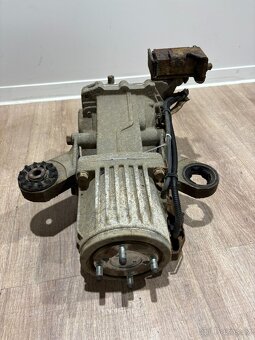 // Zadní dif. Citroen C-Crosser 2.2 HDI // - 5