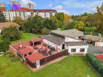 Prodej restaurace a rodinného domu 3+1, ulice Na Výsluní, Ch - 5