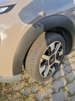 Prodám Citroen C4 Cactus 1.6 diesel 68 kW - 5