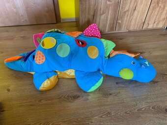 Velký dinosaurus s míčky - 5