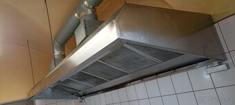 Nerezová gastro digestoř s osvětlením 300 cm - 5