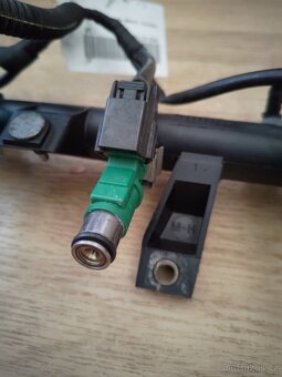 Vstřiky s lištou a kabel. svazkem - Peugeot 206 - 5