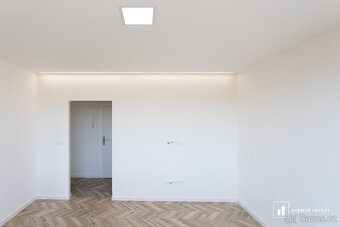 Prodej bytu 2+1 v osobním vlastnictví, 44 m² – Zlín - 5