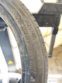 Barum Bravuris 225/40 R18 92Y - 5