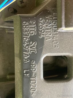 Zadní LED světlo levé Jeep Wrangler 68376497AA - 5