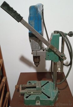 Vrtačka Narex se stojanem Narex - 5