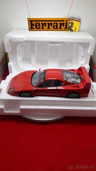 Ferrari F40 1:18 Kyosho - 5