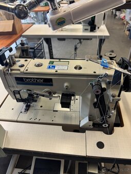 Šicí stroje a další vybavení - komplet i po kusech - 5